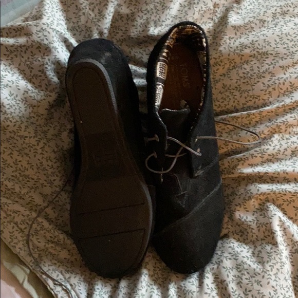 Toms Desert Wedge Booties - Picture 2 of 2